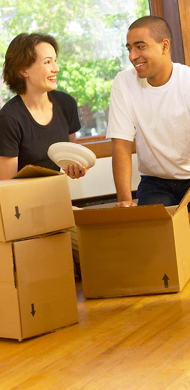 Couple Moving and Packing